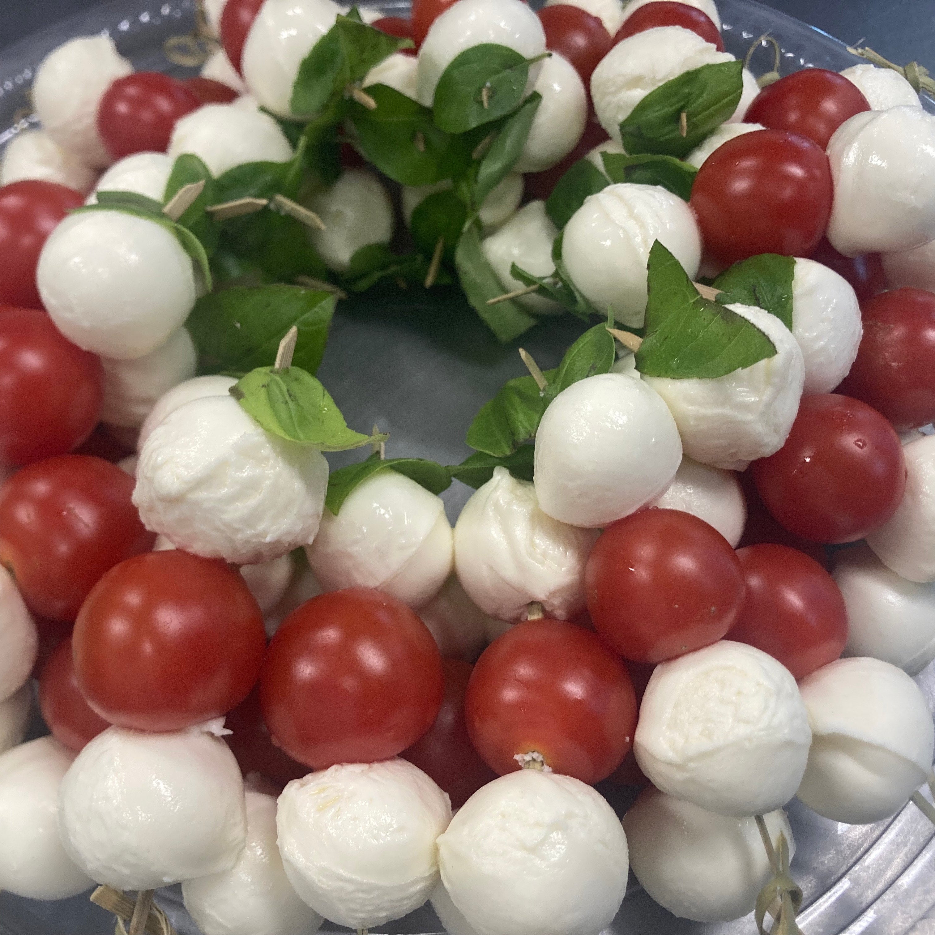 BROCHETTE BOCCONCINI TOMATE BASILIC 1 UNITÉ