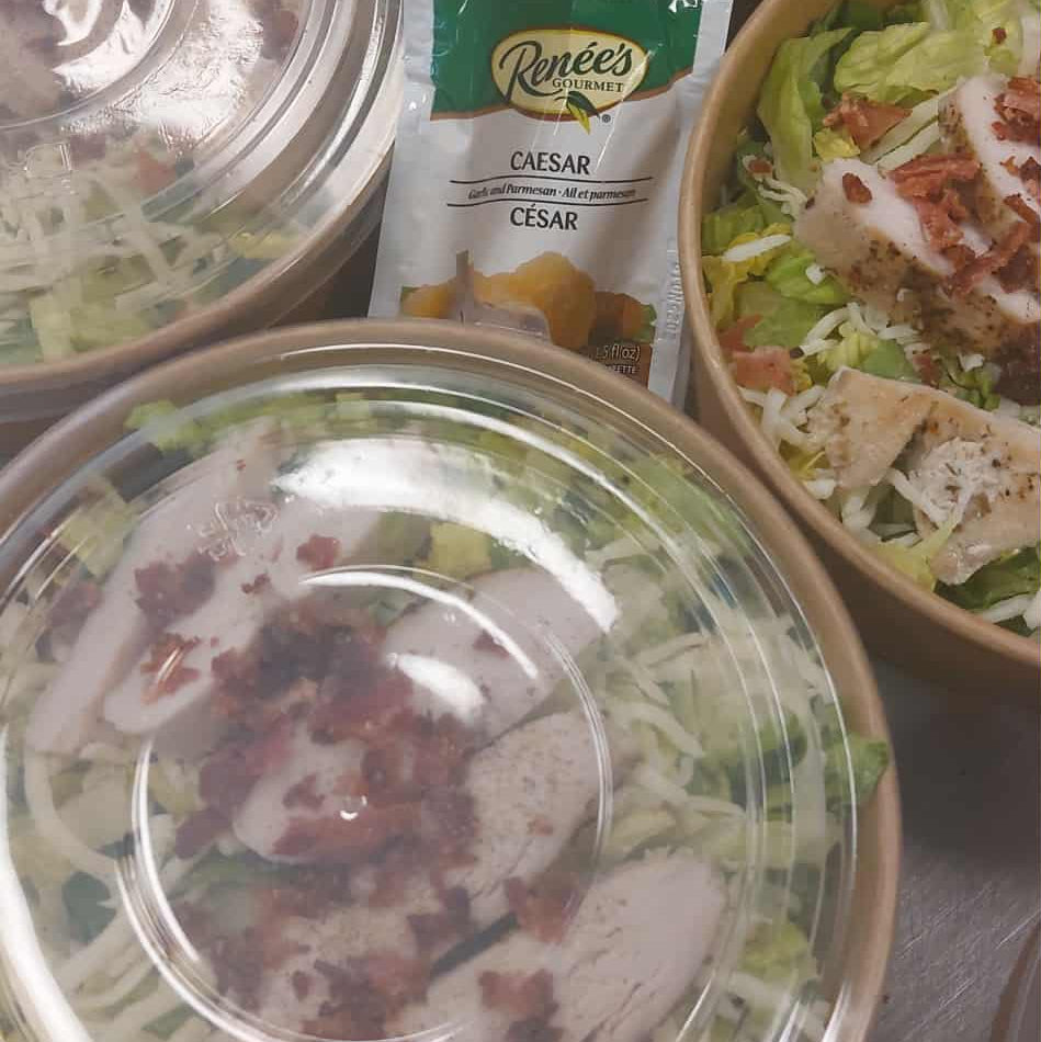 Salade césar au poulet ( achat minimum 6)